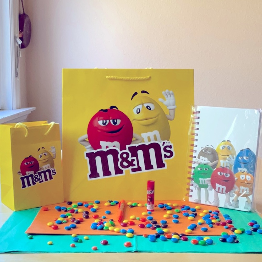 🔴🟡🟢 M&M’S NOTEBOOK BUNDLE 🟠🔵🟤 NWT 🟡🔴🟢